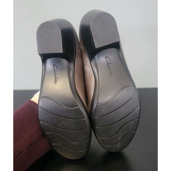 Clarks Emslie Lulin Womens Size 10 M Brown Leather Pump Mary Jane Heels Shoes - Picture 7 of 10